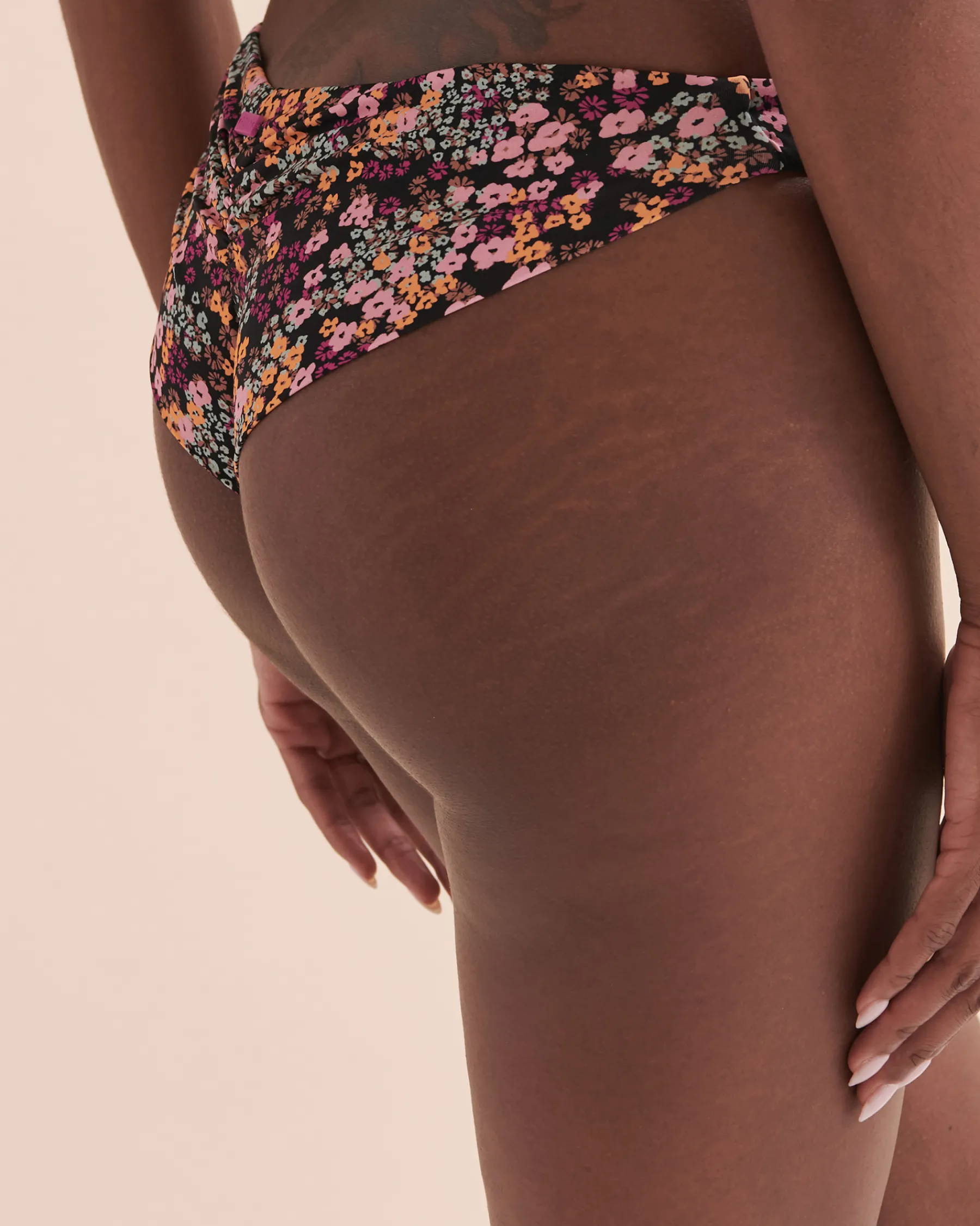 Beach Classics Cheeky Bikini Bottom*Women Bikini Bottoms